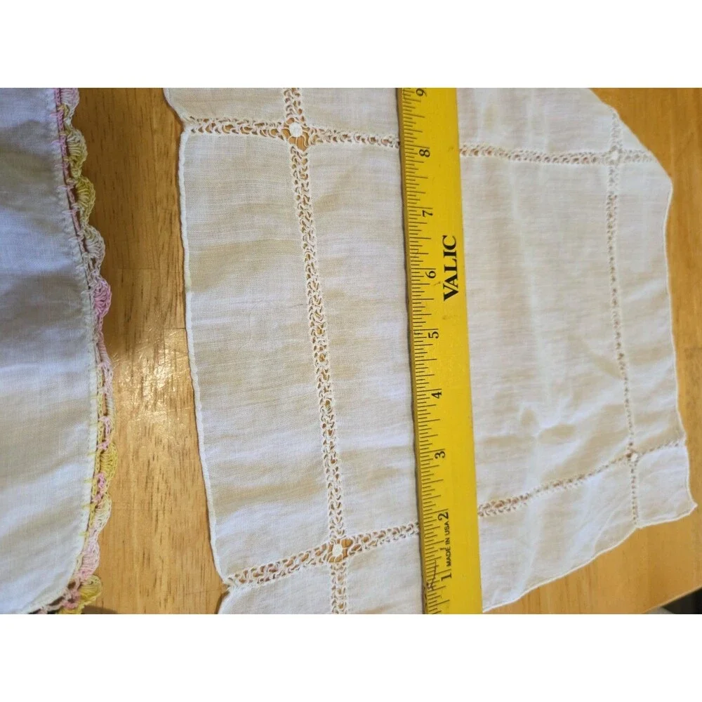 tot of 4 Vintage Nakins embrodiery